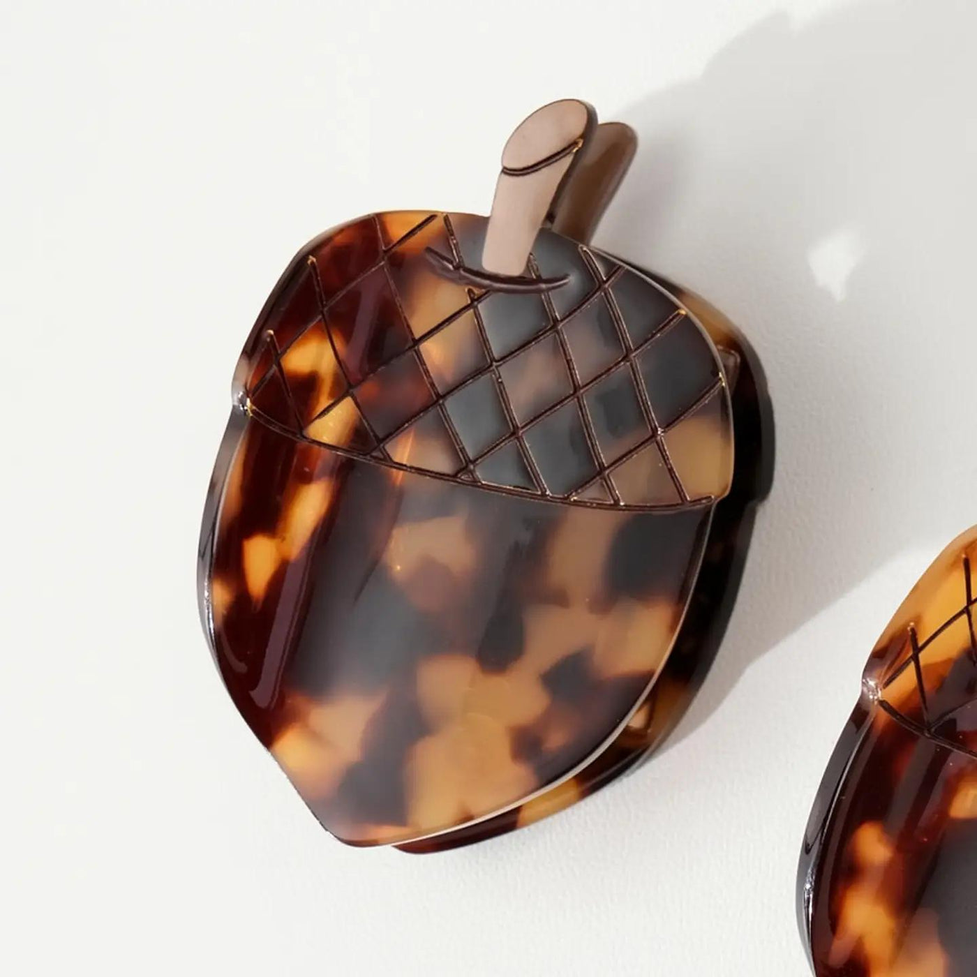 Acorn Claw Clip - small