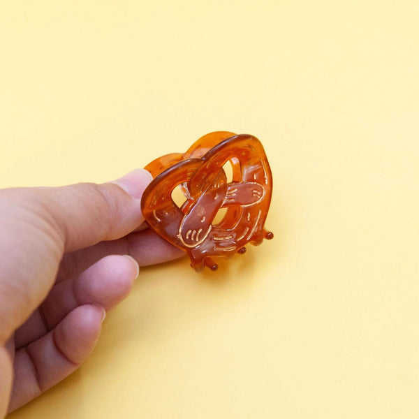 Medium Size Pretzel Hair Claw Clip